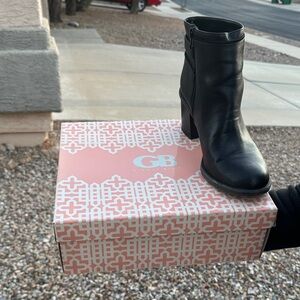 Gianni Bini Classic Black Ankle Booties